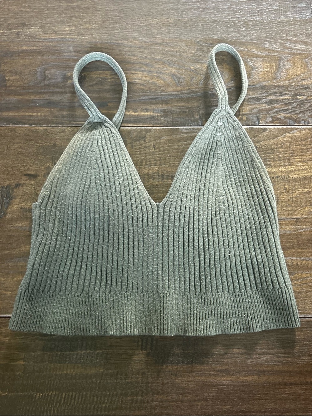 Ribbed Knit V-Neck Cropped Tank - Olive Green